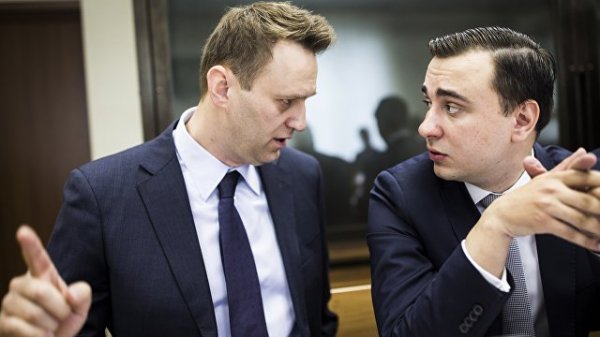 Жданов, Соболь: Навальный играет битыми фигурами - «Технологии»