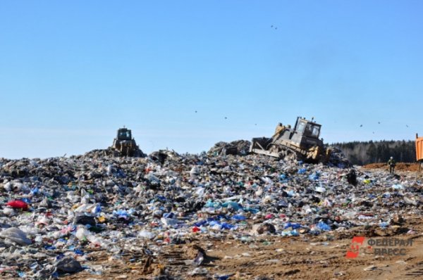 Жители курортного поселка Башкирии вынуждены жить среди гор мусора