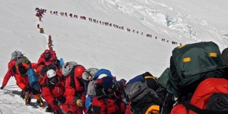 На Евересті за десять днів загинули 11 людей - «Автоновости»