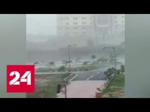 На Индию обрушился циклон "Фани": есть первые жертвы - Россия 24 - (видео)