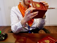 НВ: Киев не будет признавать российские паспорта жителей Востока Украины - «Новости Дня»