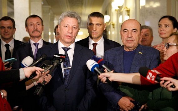 Оппозиция в Раде потребовала от Порошенко ветировать закон о языке - «Новости Дня»