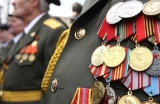 Работники прокуратуры области поздравили ветеранов с Днем Победы