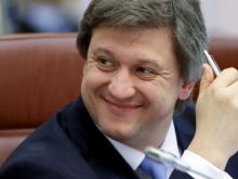 Советник Зеленского пообещал пересмотреть все «одиозные решения» Порошенко - «Военное обозрение»