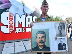 В Белоруссии начали запрещать «Бессмертный полк» - «Новости дня»
