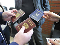 В Донецке образовалась очередь за российскими паспортами - «Общество»
