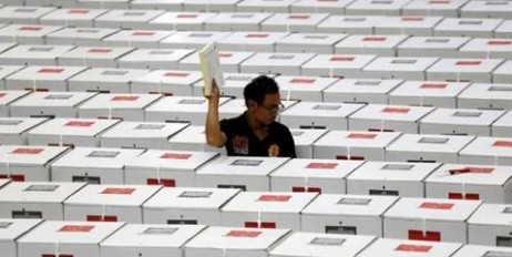 В Индонезии умерли 496 членов избирательных комиссий - «Происшествия»