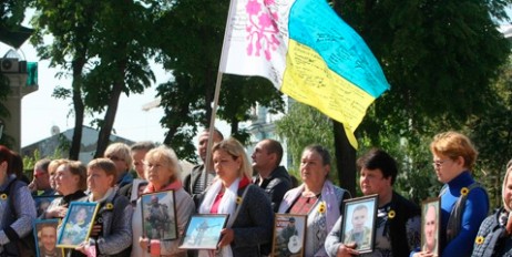 В Киеве проходит Шествие матерей - «Мир»