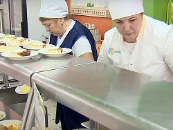 В регионах России проверят качество продуктов и скорректируют рацион питания жителей - «Спорт»