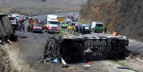 В результате ДТП в Мексике погибли 23 человека - «Общество»
