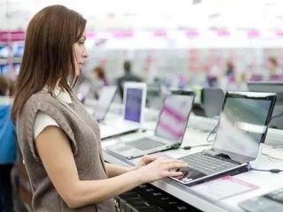 В России перестают покупать компьютеры и ноутбуки - «Культура»