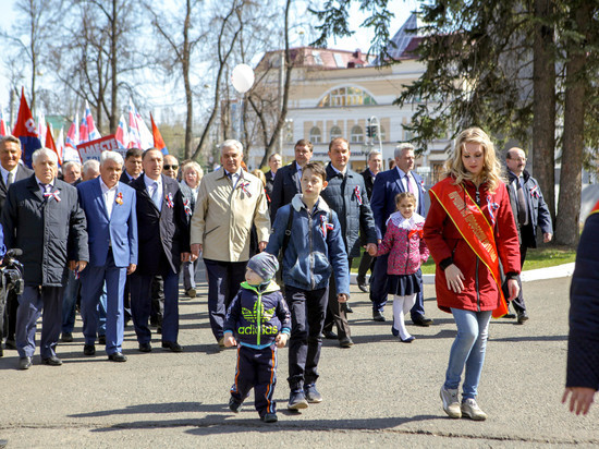 В Саранске Первомайское шествие собрало 5 тысяч человек