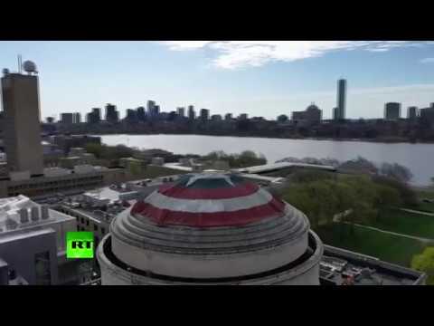 В США студенты украсили купол института щитом Капитана Америки - (видео)
