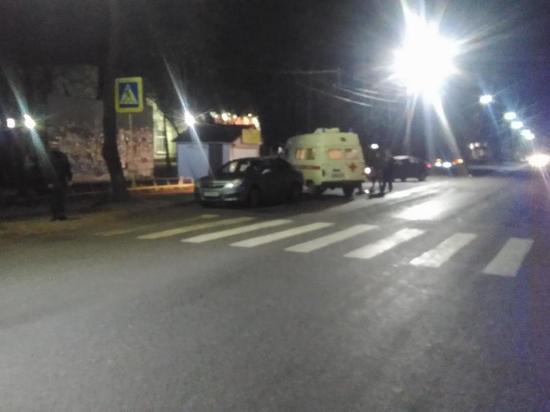 Водитель сбил двух девочек на переходе в Тверской области