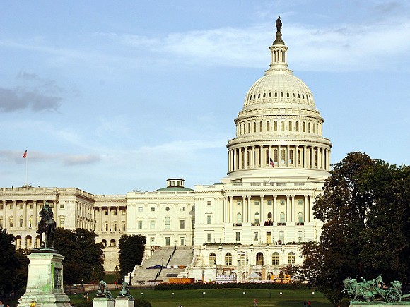 Американский Сенат одобрил закон о санкциях за вмешательство в выборы - «Общество»