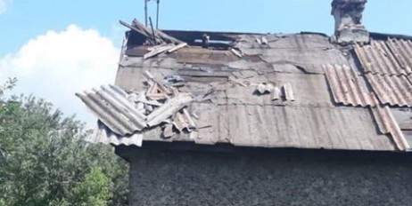 Боевики обстреляли частный дом в Луганской области - «Мир»