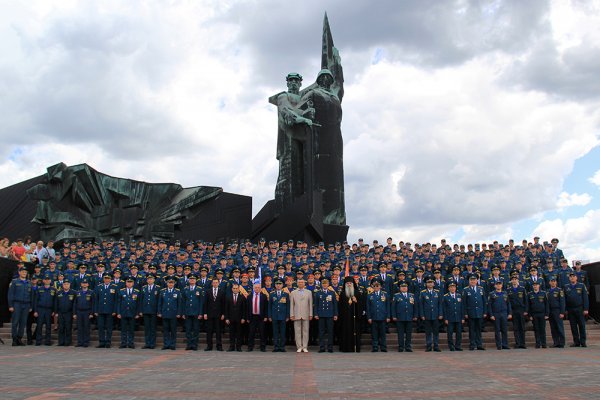 Академия гражданской защиты МЧС выпустила первых в истории ДНР офицеров