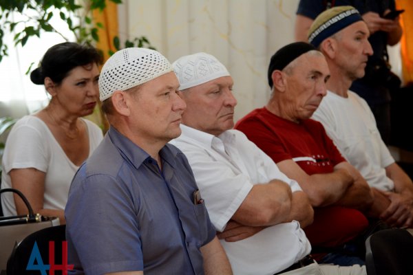 «Цель ВСУ – убивать людей»: Мусульмане ДНР выразили возмущение фактом обстрела мечети