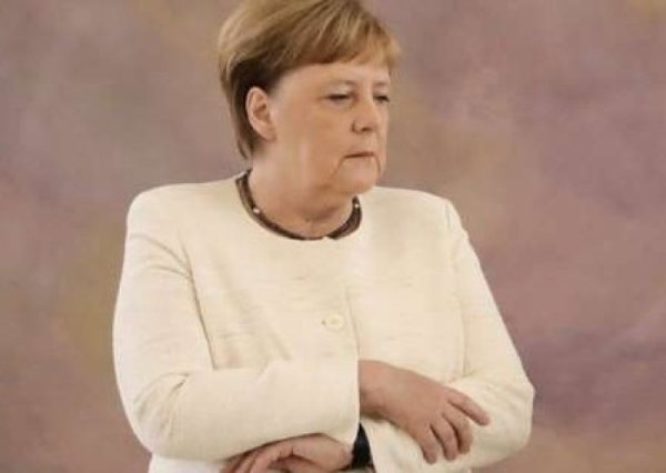 Чем больна Меркель? Ее снова трясло на публике - «Военное обозрение»
