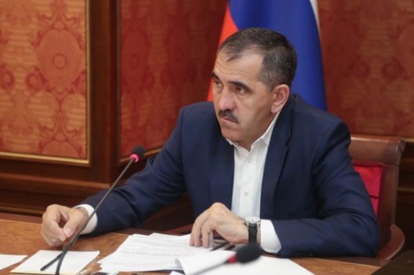 Евкуров заявил, что решил уйти в отставку не из-за давления оппозиции - «Политика»