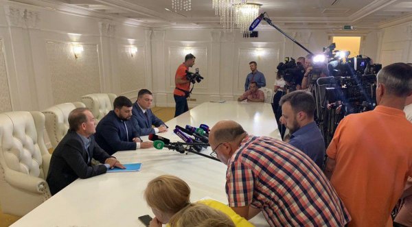 Глава ДНР после встречи в Минске выразил надежду на конкретные результаты в переговорном процессе