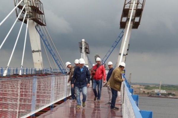 На российской стороне моста через Амур закончен монтаж вантовой системы - «Происшествия»