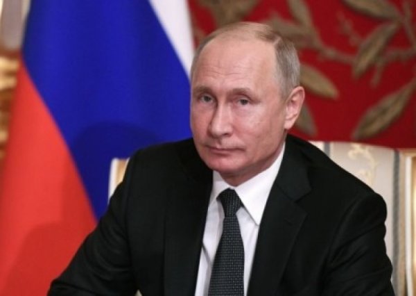 «Он заблуждается»: Владимир Путин ответил на критику Элтона Джона - «Военное обозрение»