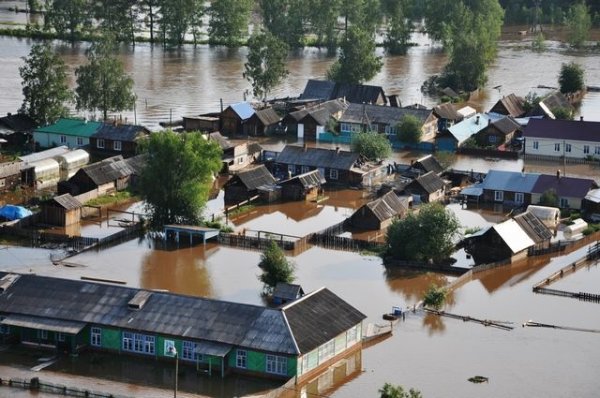 Пострадавшие от паводка в Иркутской области начали получать компенсации - «Происшествия»