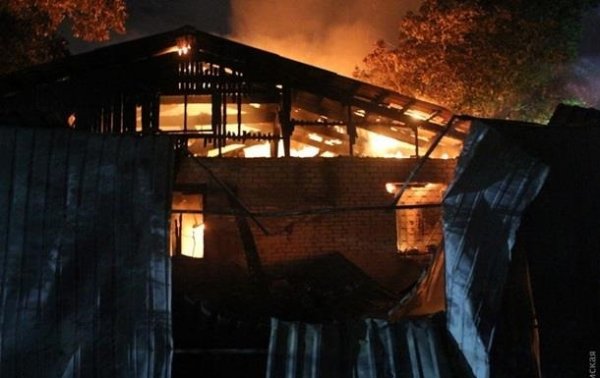 Пожар в Одессе: объявлен траур по погибшим
