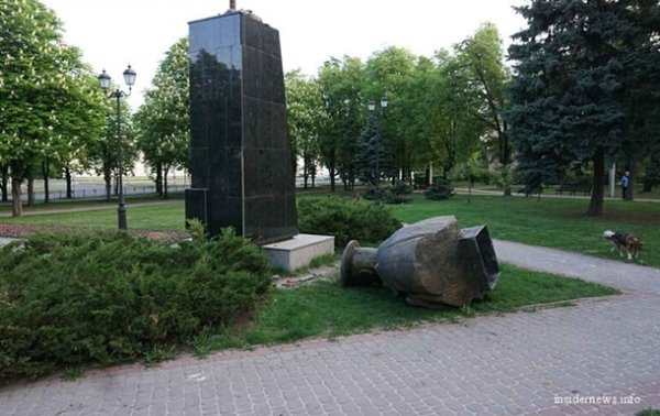 Снос памятника Жукову в Харькове: открыто два дела