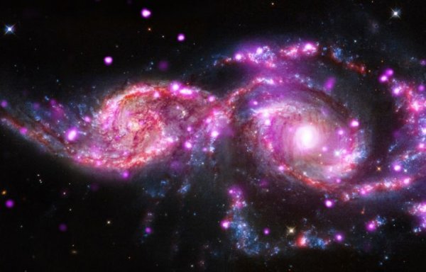 Ученые впервые стали свидетелями слияния гигантских скоплений галактик - «Культура»
