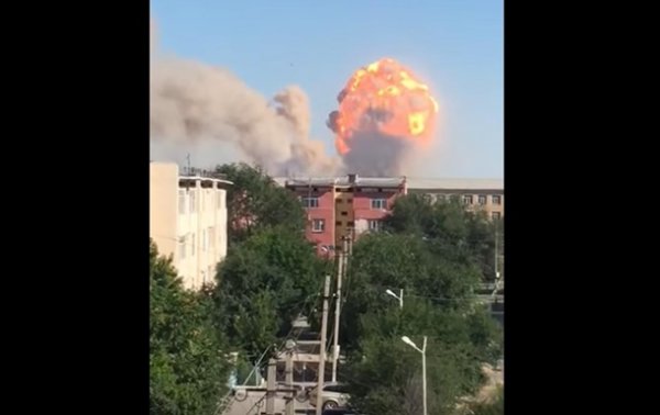 В Казахстане произошли взрывы на арсенале