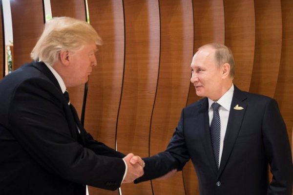 В МИД РФ допустили, что встреча Путина и Трампа на G20 пройдет «на ногах» - «Происшествия»