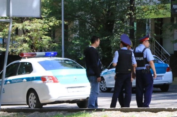 В пострадавшем от взрывов городе на юге Казахстана задержаны трое мародеров - «Политика»