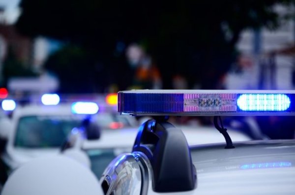 В Сочи нетрезвый полицейский сбил двух девушек на пешеходном переходе - «Происшествия»
