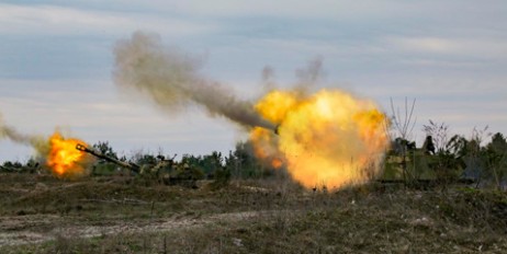 На Донбассе по всему фронту идут тяжелые бои, гремит артиллерия - «Общество»