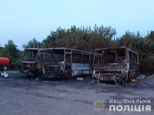 Под Киевом на стоянке сгорели маршрутки