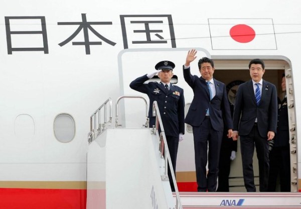 Премьер Японии прибыл в Тегеран с миссией «нейтрального посредника» - «Новости Дня»