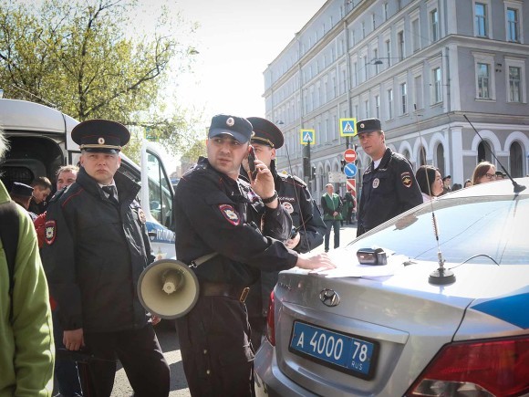 Трое активистов задержаны в Петербурге в ходе скандальной муниципальной кампании - «Технологии»