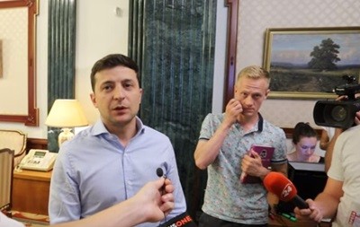 Зеленский рассказал о встрече с Ахметовым