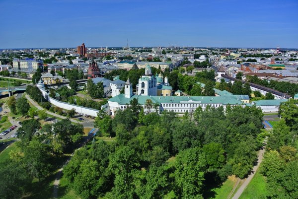 Делегация ДНР отправилась на российский молодежный форум «Александрова гора»
