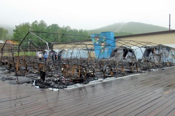 Директор сгоревшего палаточного лагеря в Хабаровском крае арестован - «Происшествия»