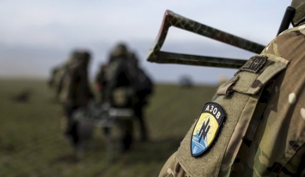 ДНР: Украинское командование решило вывести полк «Азов» из Донбасса - «Новости Дня»