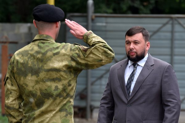 Глава ДНР поздравил бойцов СОБРа с годовщиной создания отряда