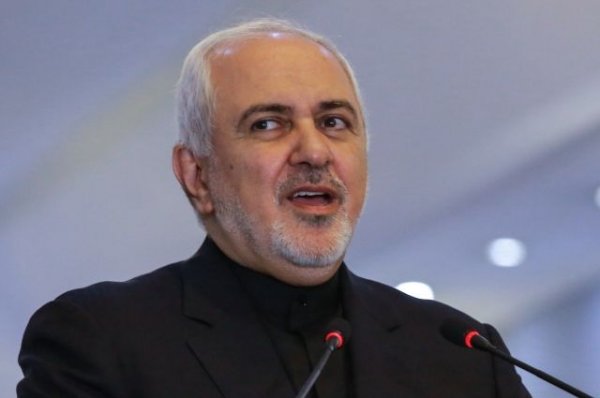 Глава МИД Ирана прокомментировал задержание танкера в Ормузском проливе - «Политика»