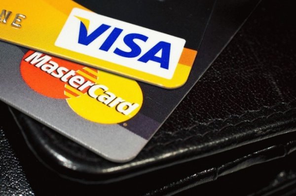 Госдума может запретить карты Visa и Mastercard для получения льгот - «Новости Дня»