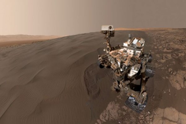 НАСА опубликовало фотографию марсохода Curiosity - «Политика»