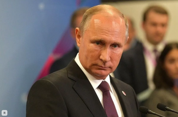 Опрос: 38% россиян не хотели бы видеть Путина президентом после 2024 года - «Военное обозрение»