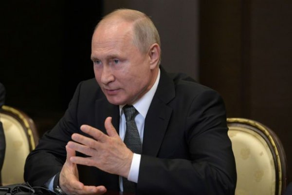 Песков назвал выход Путина к людям в Екатеринбурге обычной практикой - «Происшествия»