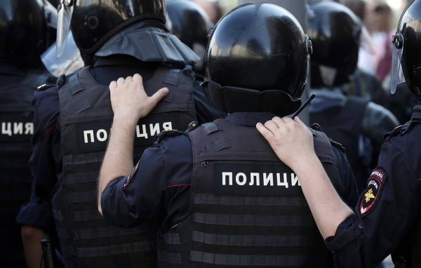 Полиция предупреждает об ответственности за участие в незаконных акциях в Москве 3 августа - «Технологии»